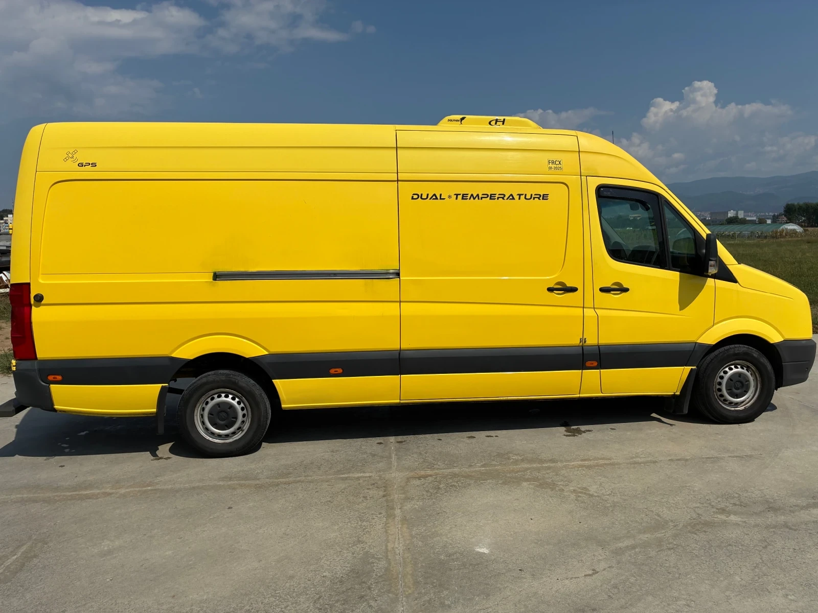 VW Crafter, снимка 6 - Бусове и автобуси - 55930979