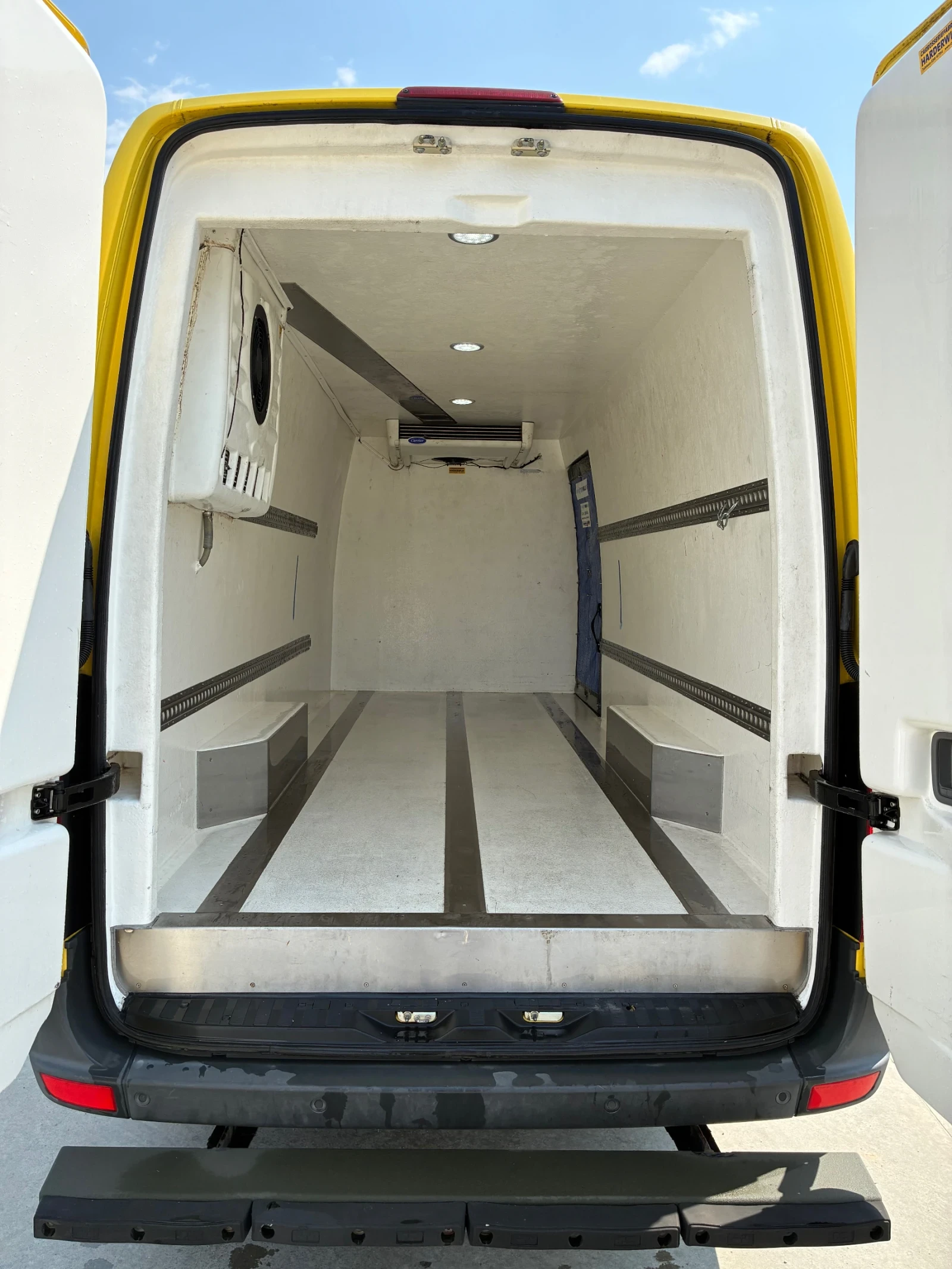 VW Crafter, снимка 2 - Бусове и автобуси - 55930979