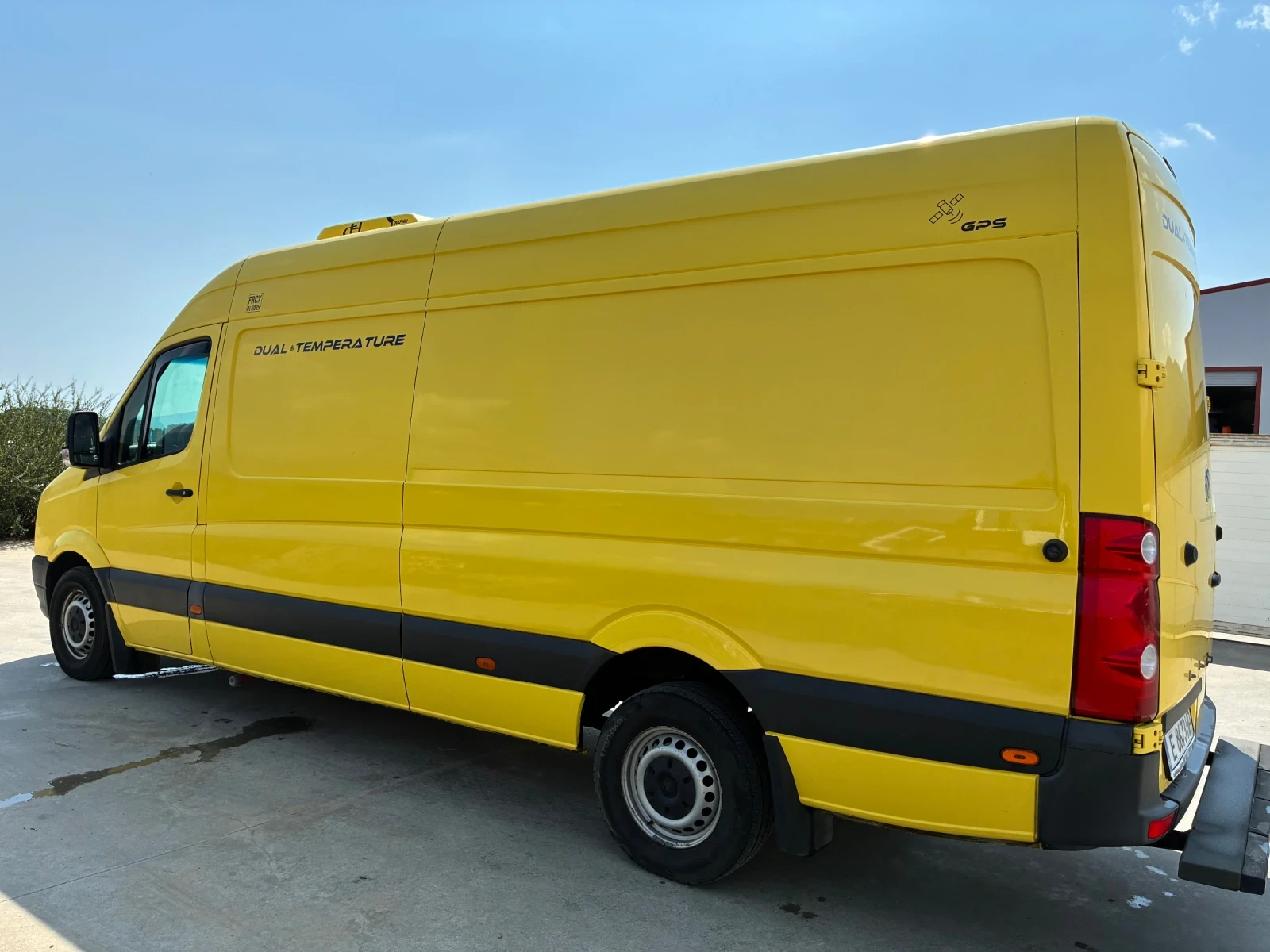 VW Crafter, снимка 4 - Бусове и автобуси - 55930979