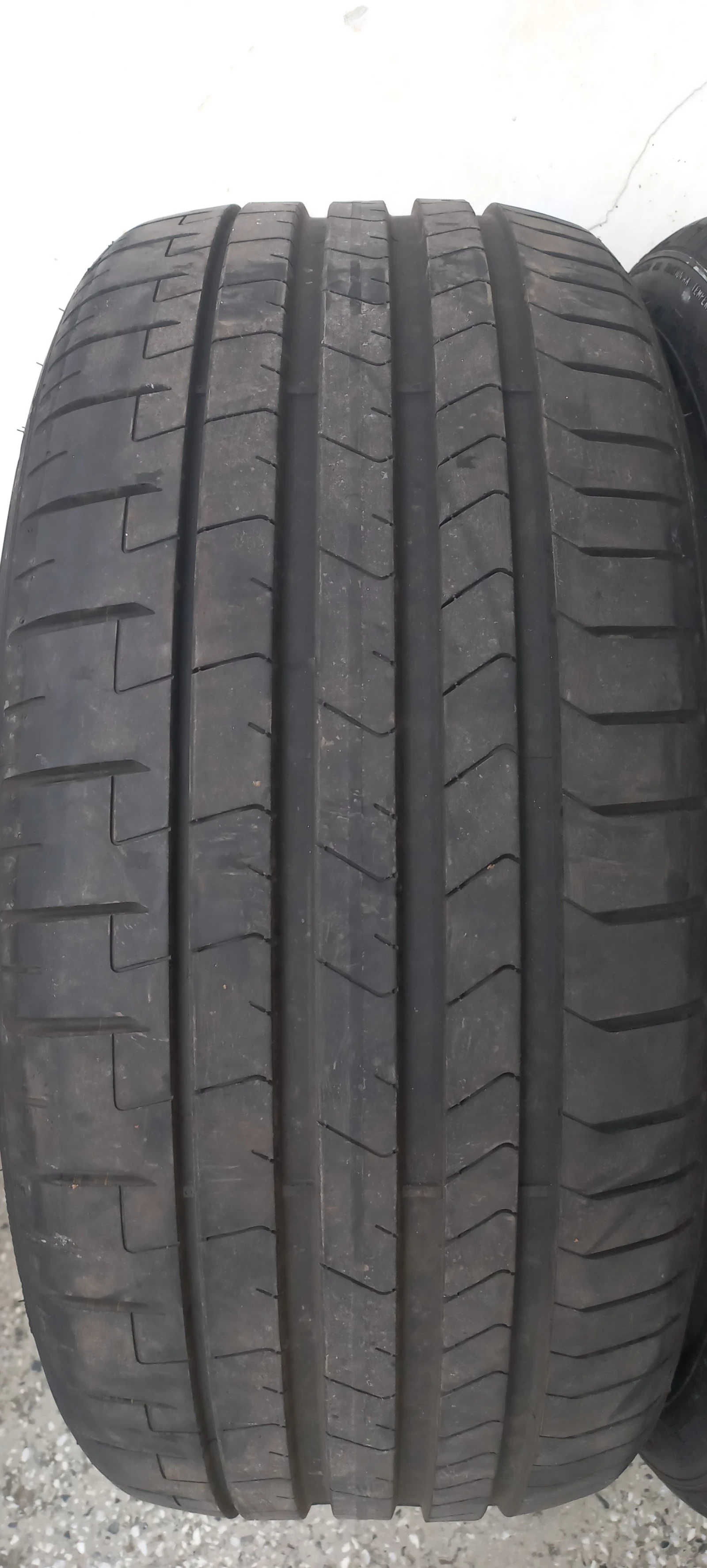  235/35R20 | Mobile.bg   4