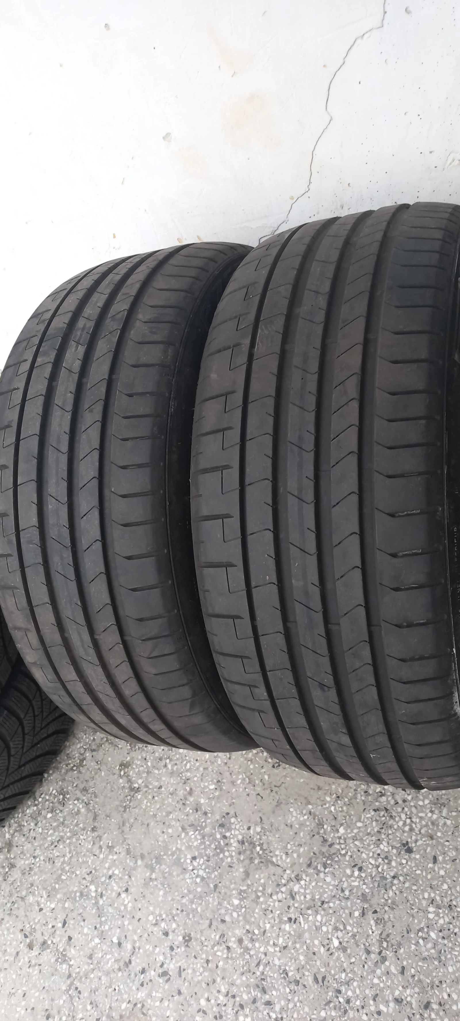  235/35R20 | Mobile.bg   2