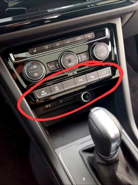 VW Touran DSG 7 МЕСТА ТОП ЕКСТРИ , снимка 11