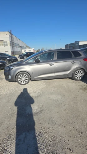 Kia Carens (КАТО НОВА), снимка 3