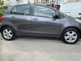 Toyota Yaris 1.3 VVTI, снимка 2