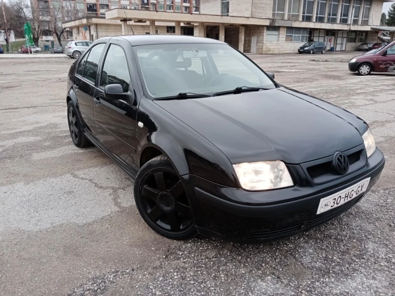 VW Bora 2.0 KLIMA, снимка 2 - Автомобили и джипове - 39306080