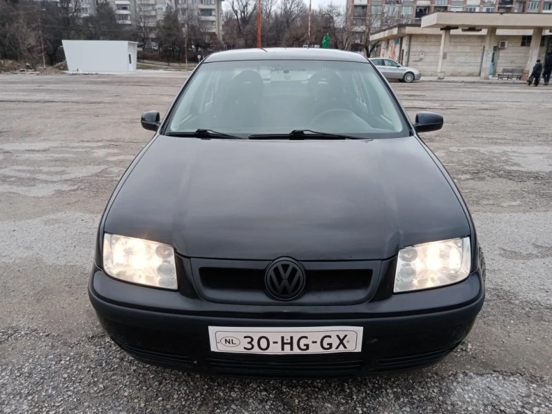 VW Bora 2.0 KLIMA, снимка 7 - Автомобили и джипове - 39306080