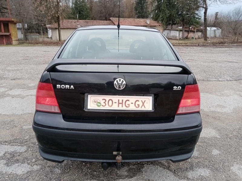 VW Bora 2.0 KLIMA, снимка 9 - Автомобили и джипове - 39306080