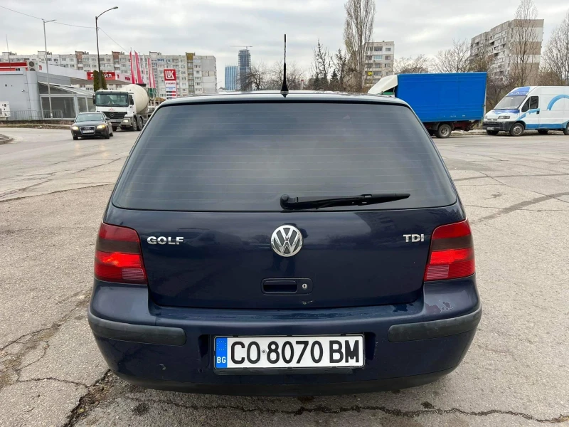 VW Golf 1.9 TDI, снимка 3 - Автомобили и джипове - 47244517