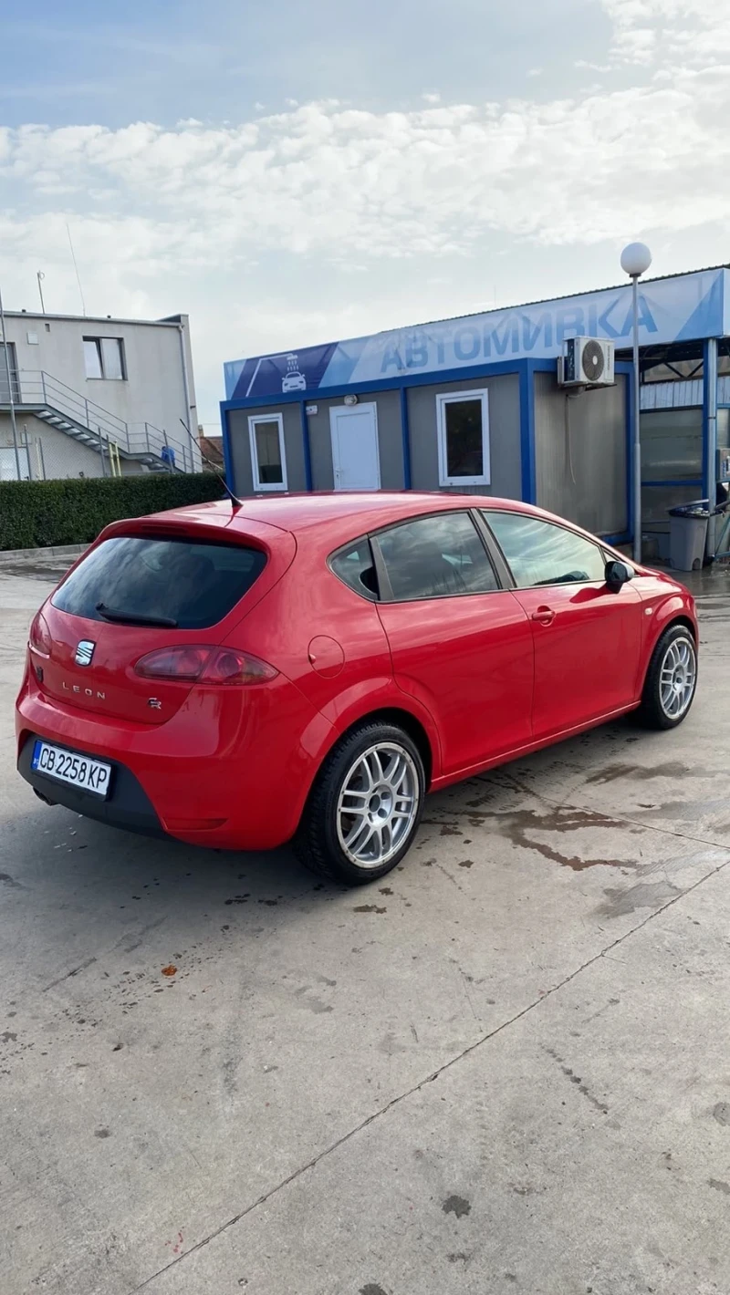 Seat Leon 2.0, снимка 2 - Автомобили и джипове - 47779797