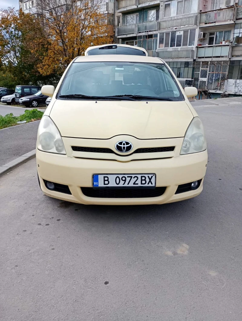 Toyota Corolla verso Мини ван, снимка 1 - Автомобили и джипове - 47833076