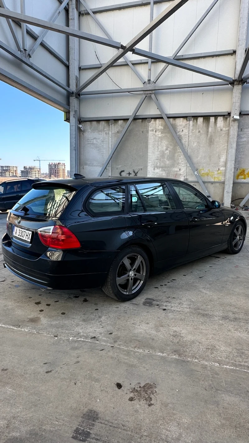 BMW 320 D, снимка 4 - Автомобили и джипове - 48719629