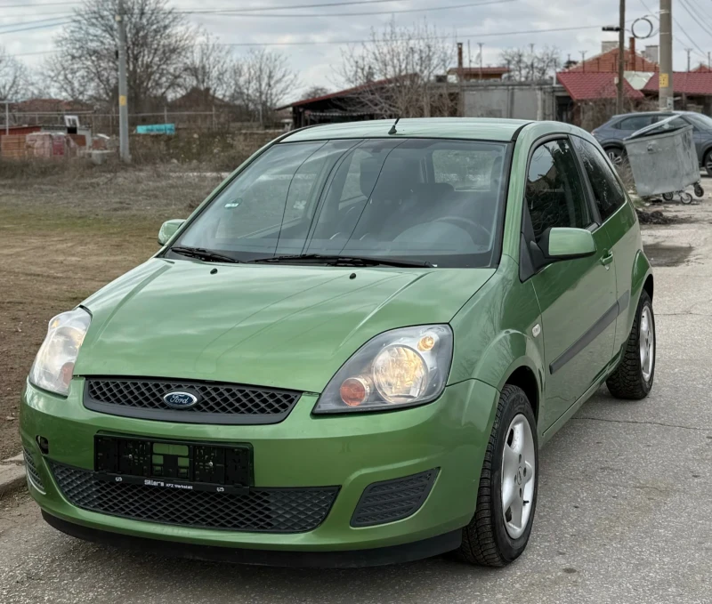 Ford Fiesta, снимка 1 - Автомобили и джипове - 49234269