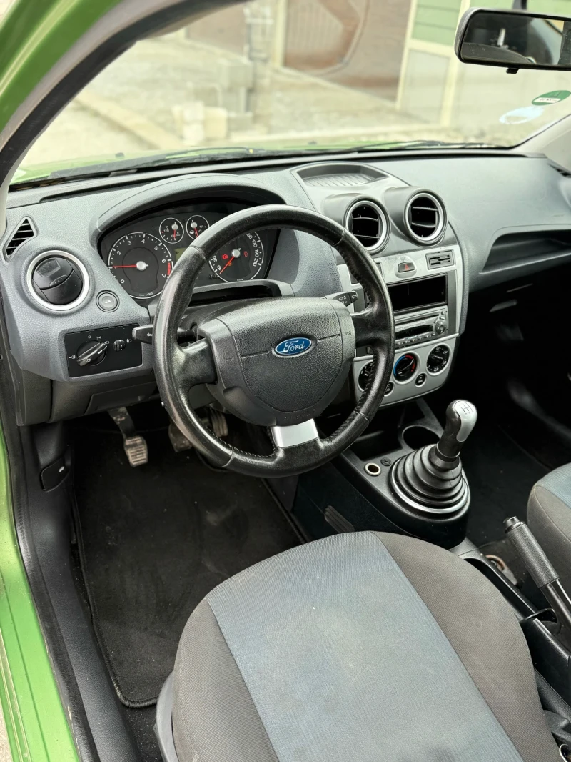 Ford Fiesta, снимка 7 - Автомобили и джипове - 49234269