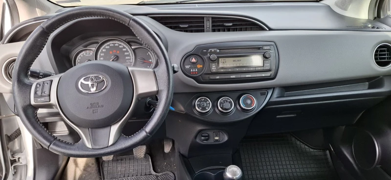 Toyota Yaris, снимка 7 - Автомобили и джипове - 49529496