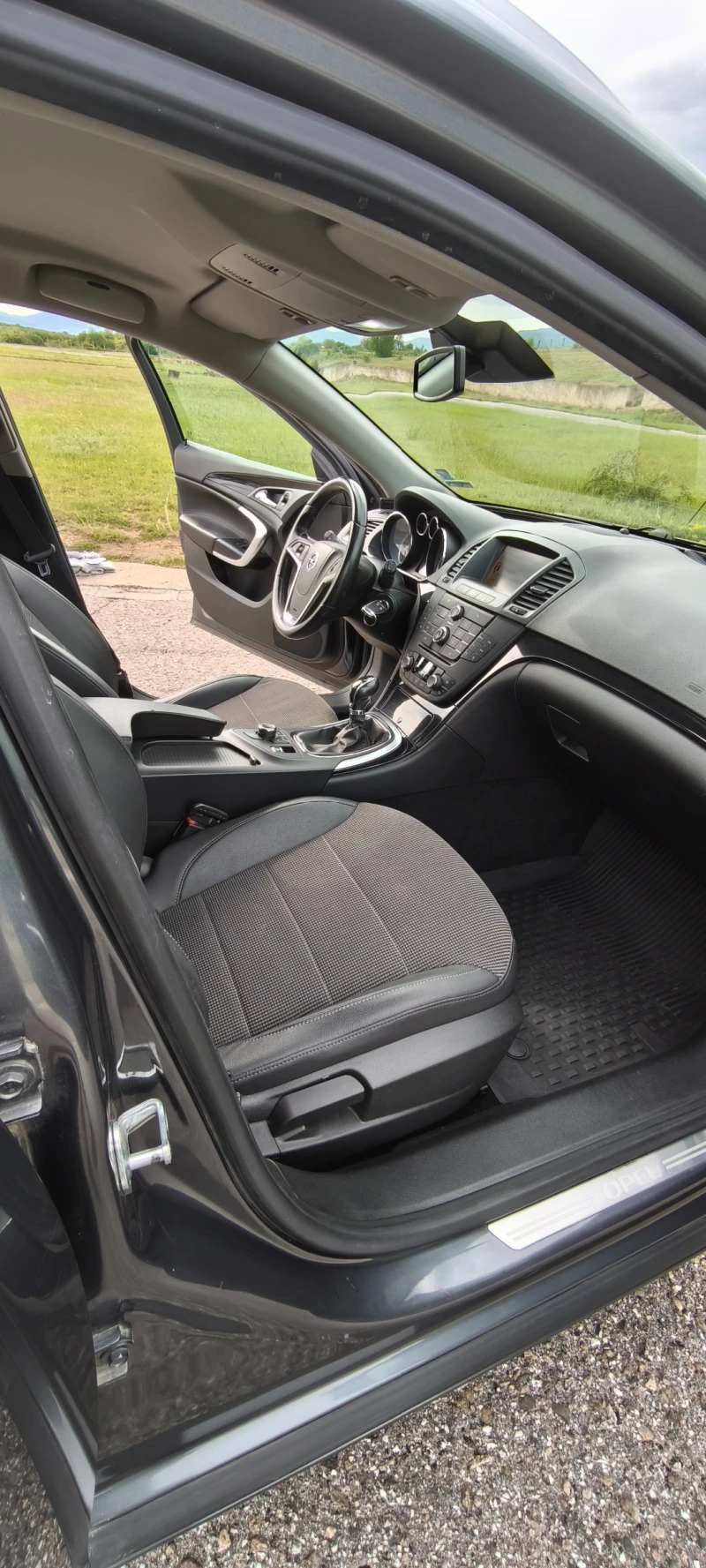 Opel Insignia Eco Flex, снимка 10 - Автомобили и джипове - 52878151