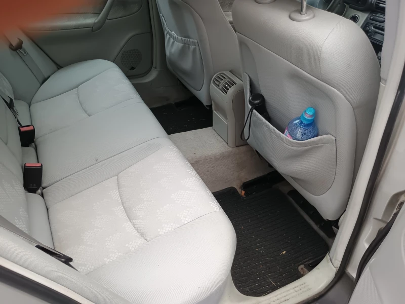 Mercedes-Benz 220, снимка 12 - Автомобили и джипове - 51210143