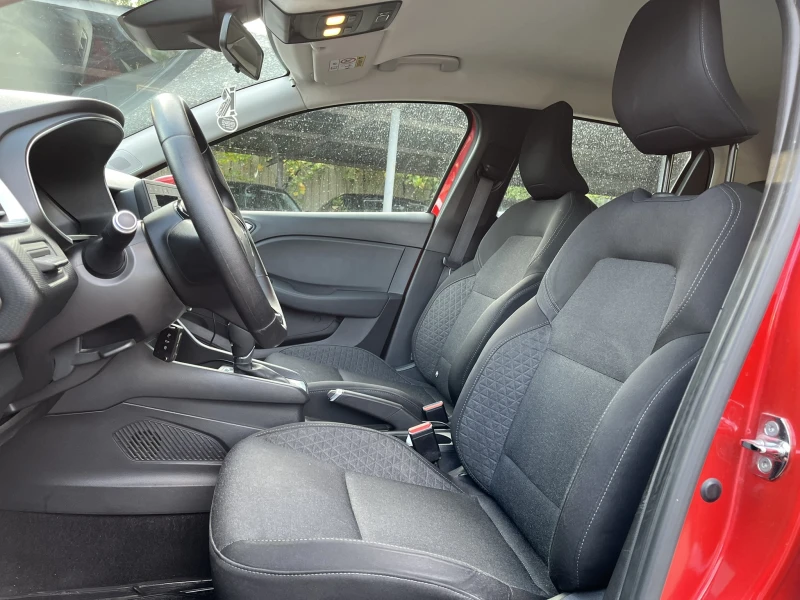 Renault Clio 1.6 E-Tech Hybrid Auto, снимка 9 - Автомобили и джипове - 51183241