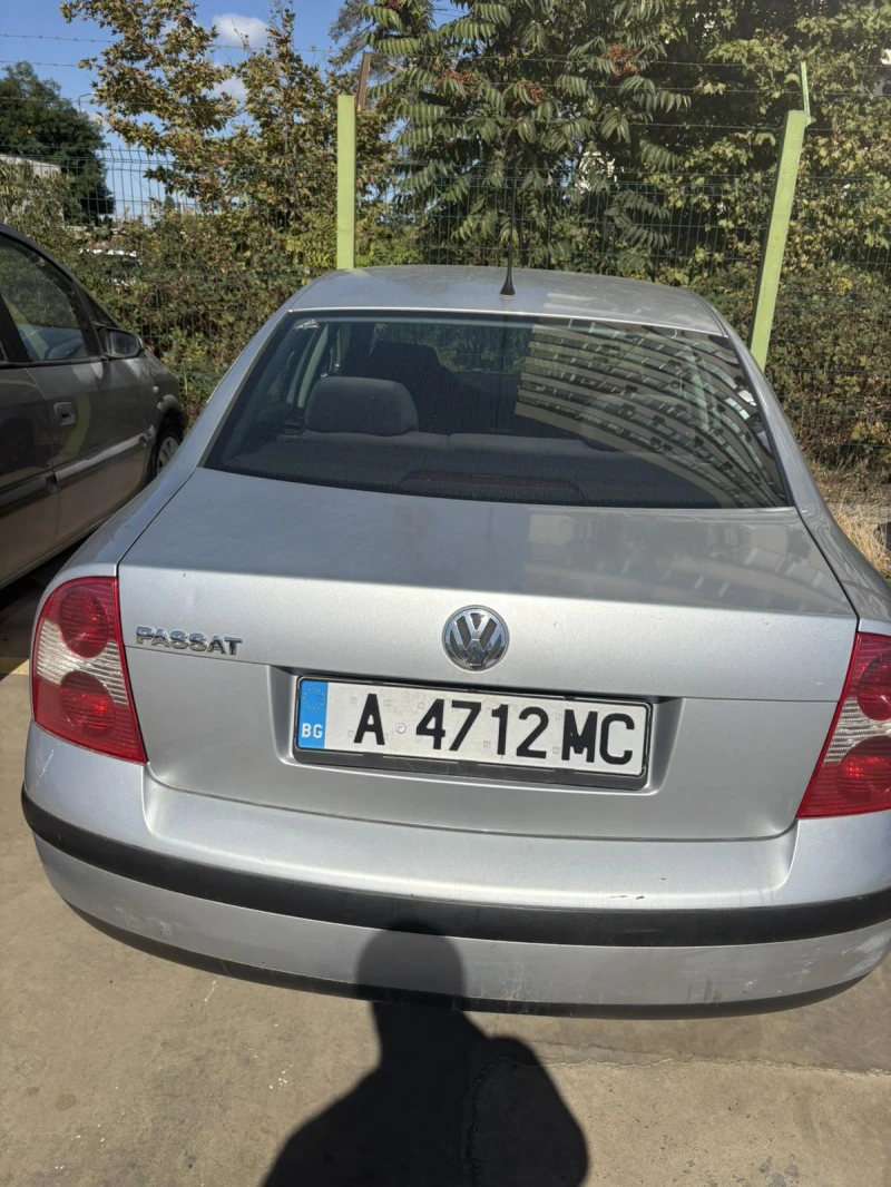 VW Passat, снимка 2 - Автомобили и джипове - 51836984