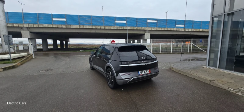 Hyundai Ioniq 5 72.6kWh* Гаранционна* SOH 100%* Серв.Книжка, снимка 2 - Автомобили и джипове - 52597514