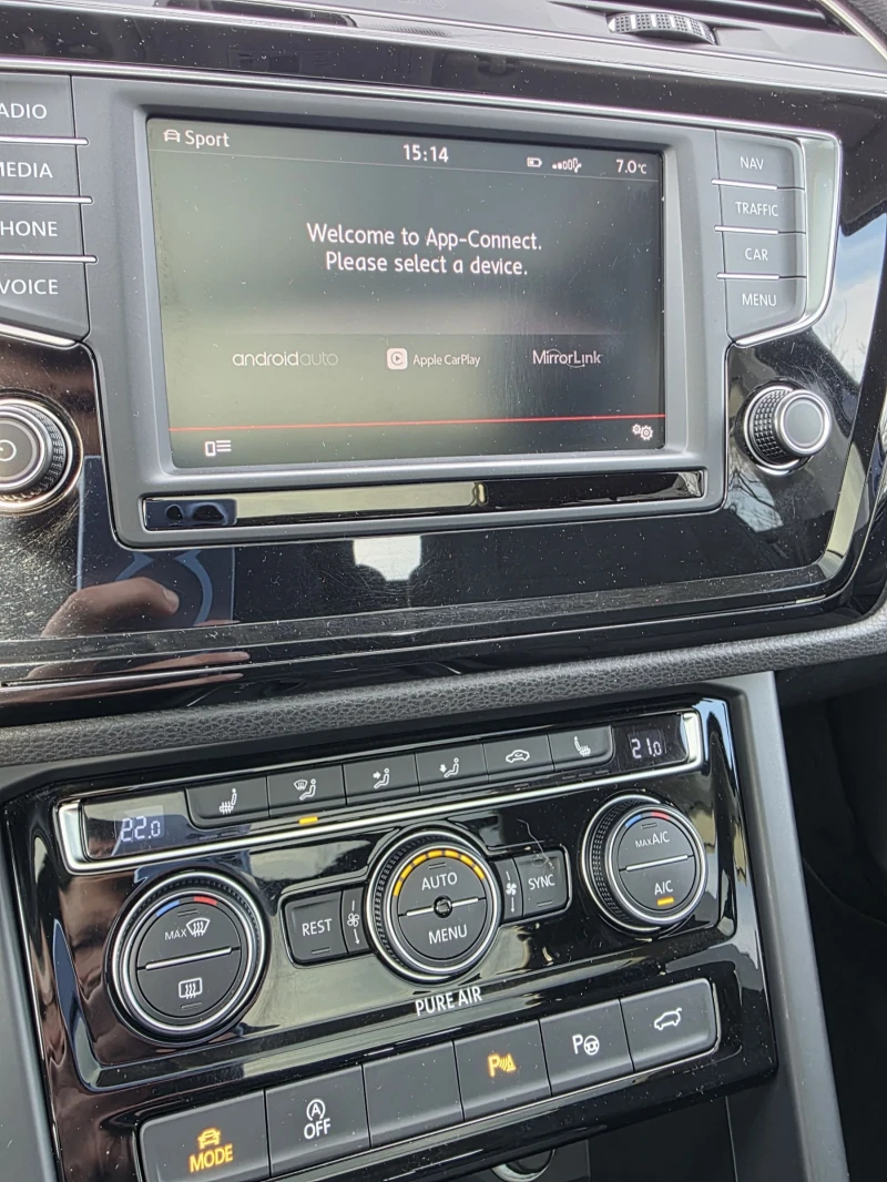 VW Touran DSG 7 МЕСТА ТОП ЕКСТРИ , снимка 13 - Автомобили и джипове - 53067776