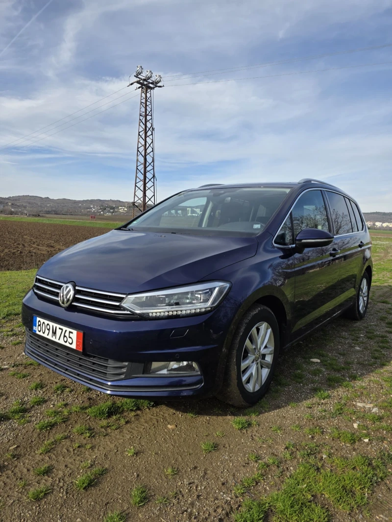 VW Touran DSG 7 МЕСТА ТОП ЕКСТРИ , снимка 2 - Автомобили и джипове - 53067776
