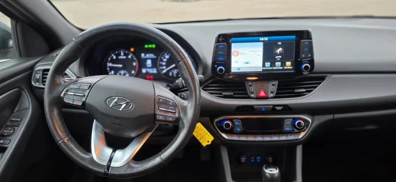 Hyundai I30 1.6 CRDi 81kW Premium DCT, снимка 5 - Автомобили и джипове - 53227986