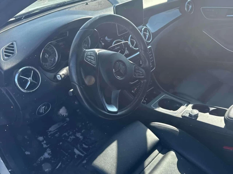 Mercedes-Benz CLA 250 * CARFAX * ПОДГРЕВИ, снимка 7 - Автомобили и джипове - 53567816