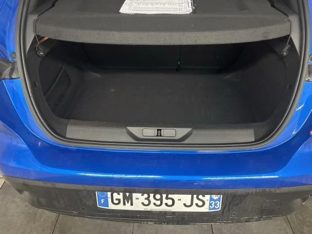 Peugeot 308 1.5* 130* 2023  - изображение 8