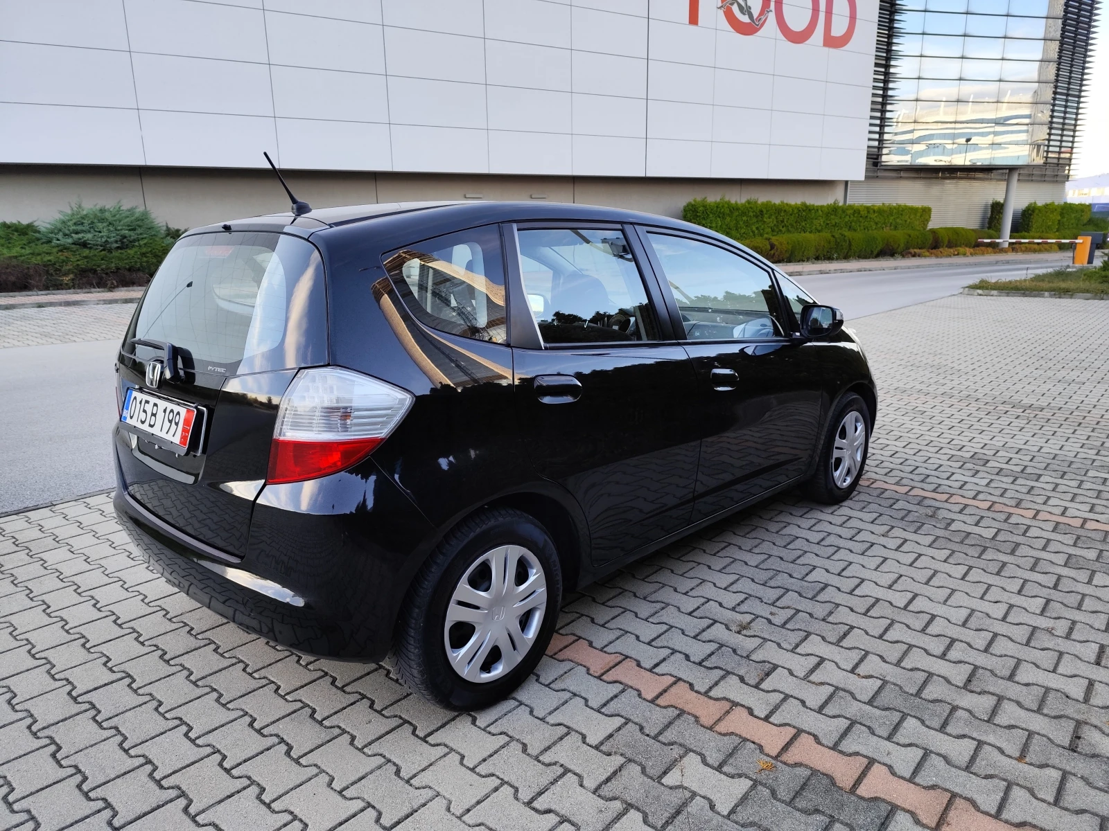 Honda Jazz 1.4 Бензин, АВТОМАИК - изображение 5