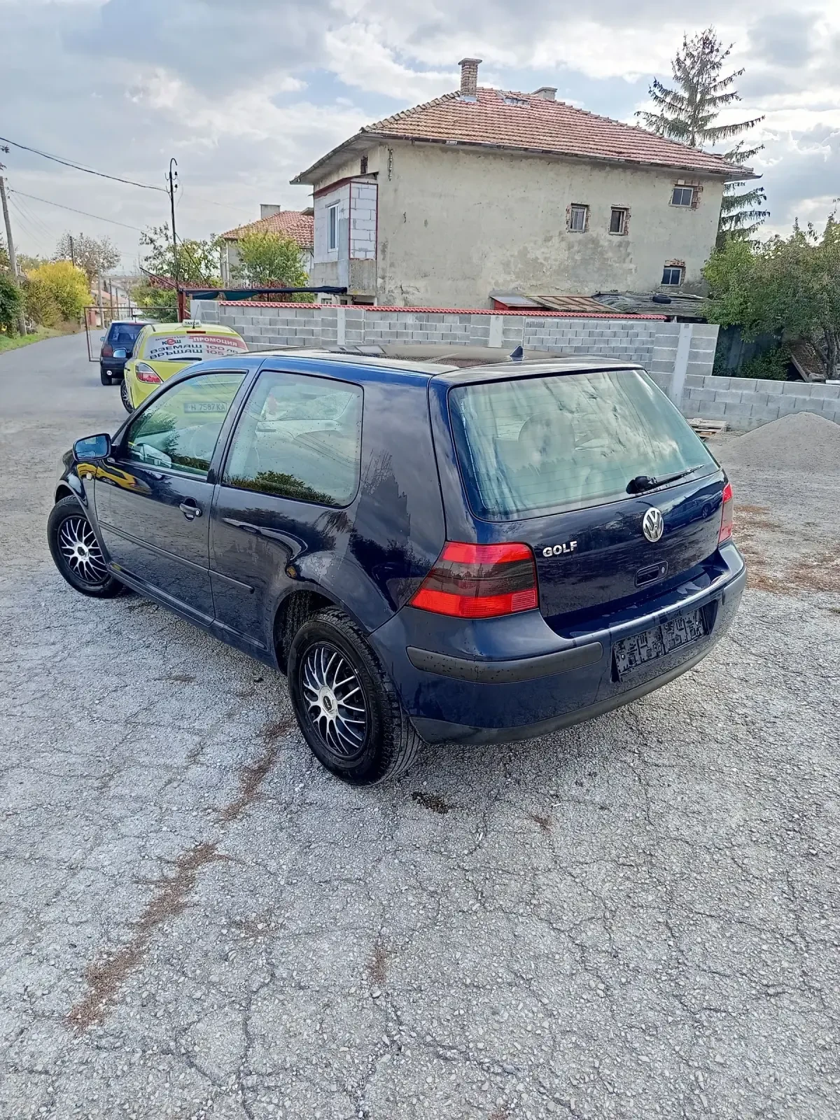 VW Golf 1.4i 75кс - изображение 2