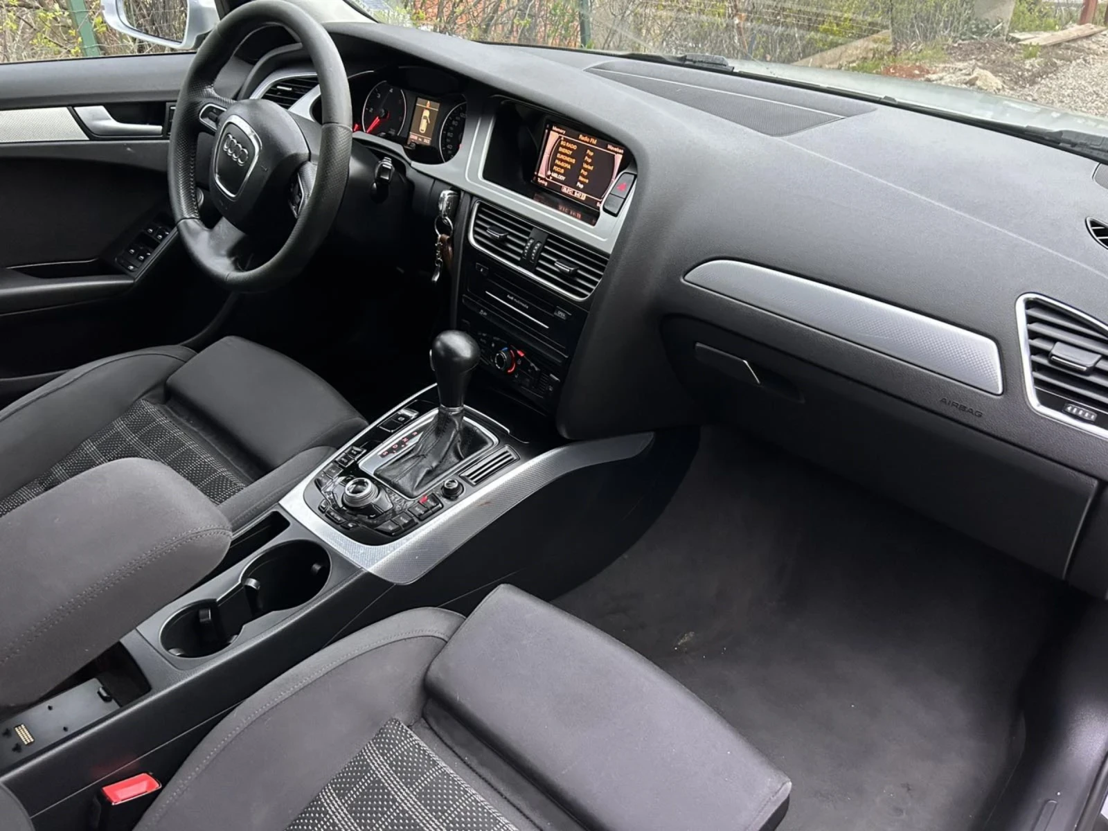 Audi A4  2TDI Автомат Навигация  - изображение 6