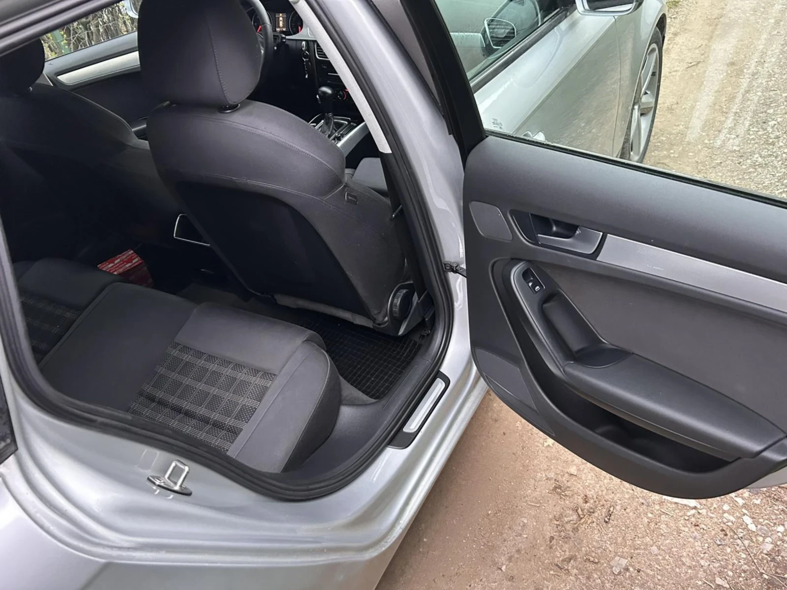 Audi A4  2TDI Автомат Навигация  - изображение 8