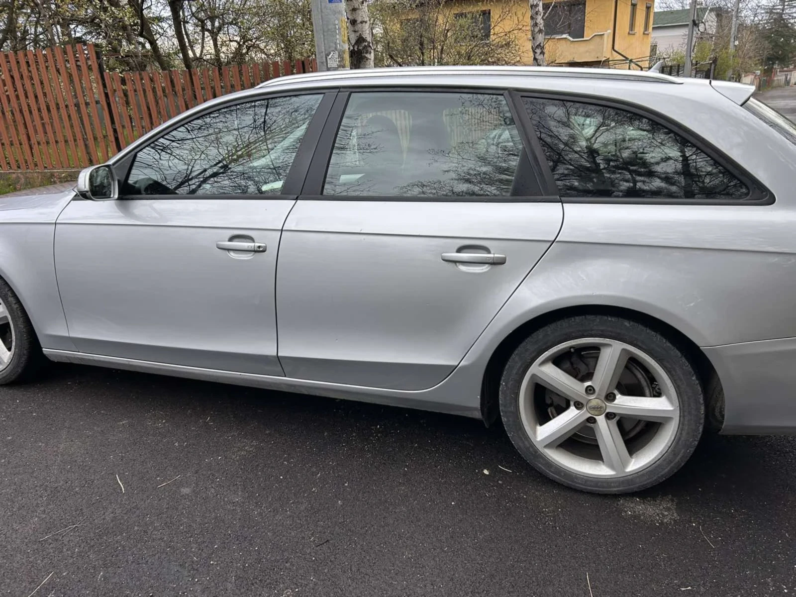 Audi A4  2TDI Автомат Навигация  - изображение 4