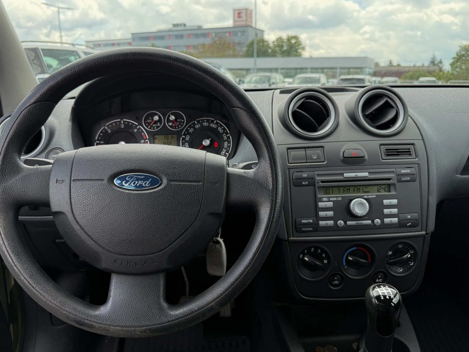 Ford Fiesta 1.4 Duratorq TDCi * 49 000 km * От България  - изображение 9