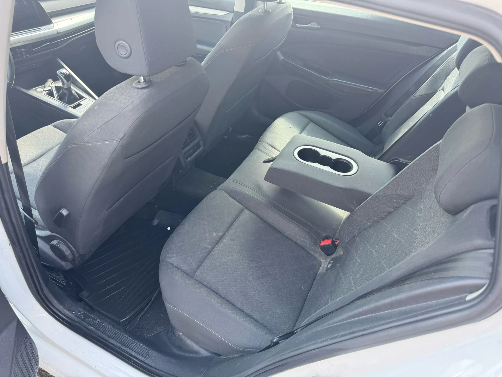 VW Golf 2.0 - изображение 7