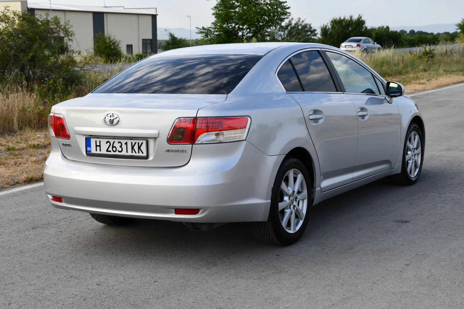 Toyota Avensis 1.8 VVT-i - изображение 7