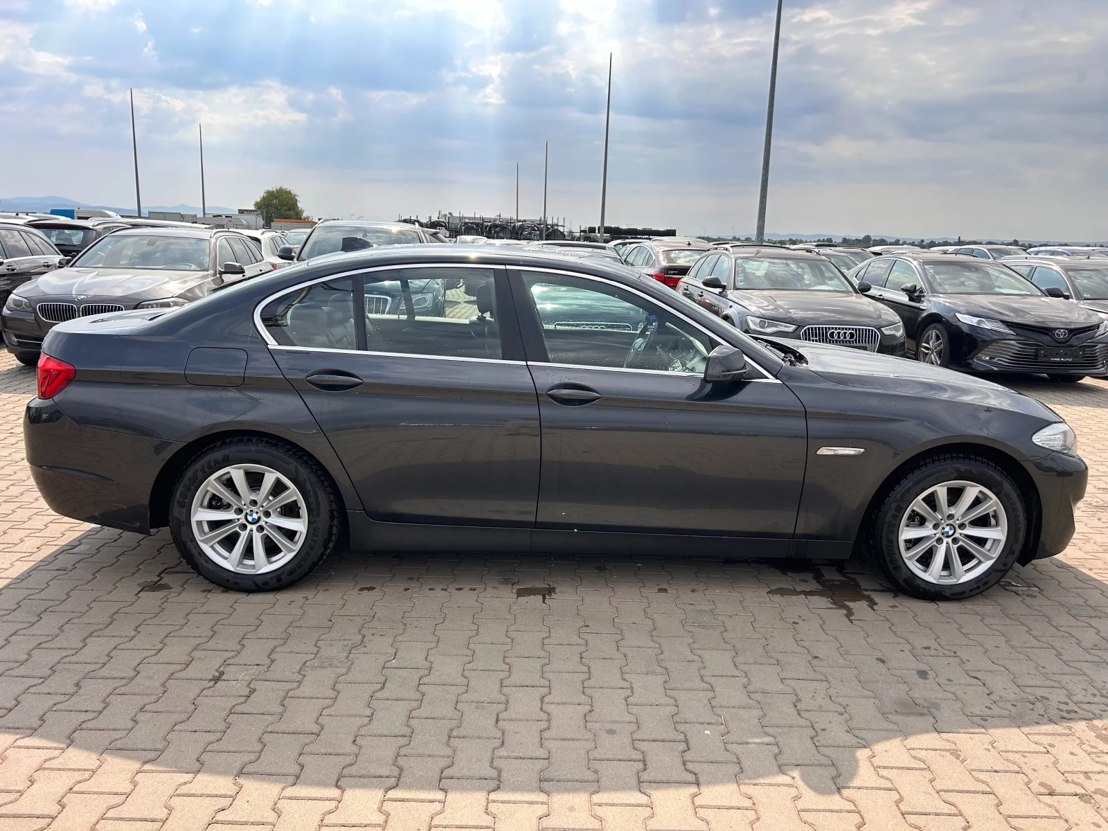 BMW 520 D AVTOMAT/NAVI/KOJA EURO 5 - изображение 5