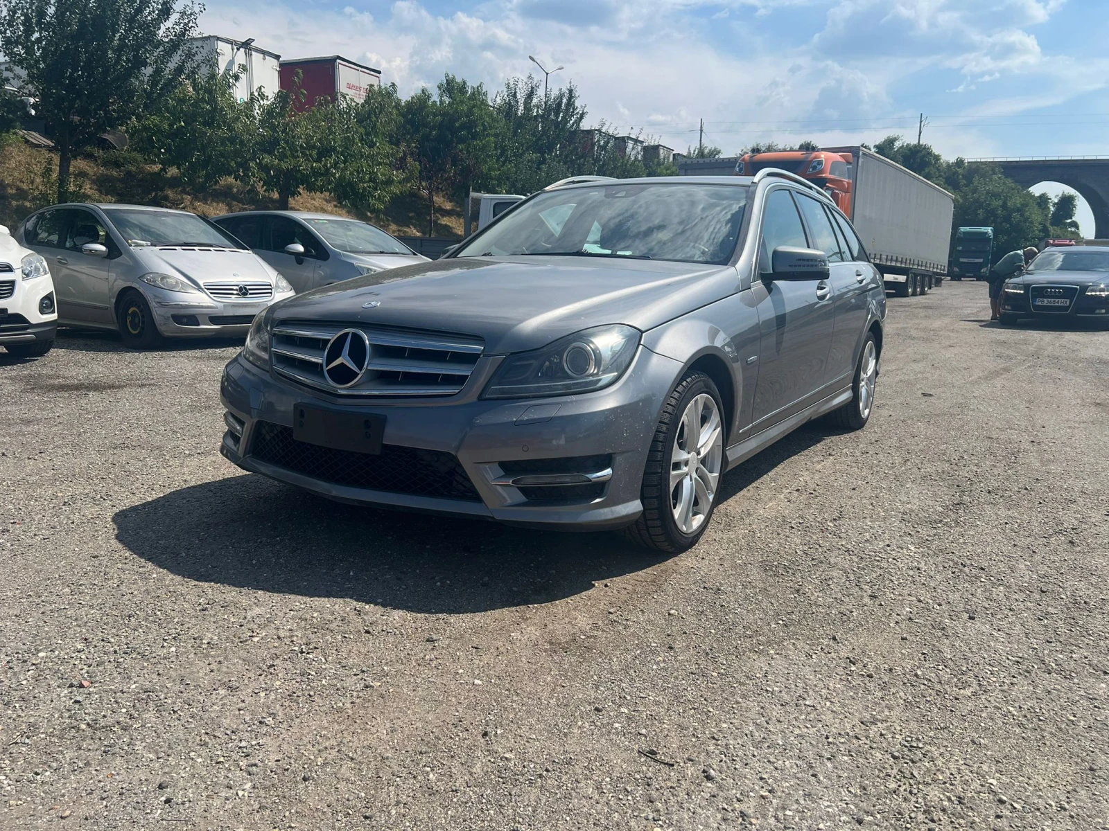 Mercedes-Benz C 220 2.2CDI -FACE LIFT AMG AVTOMAT - изображение 3