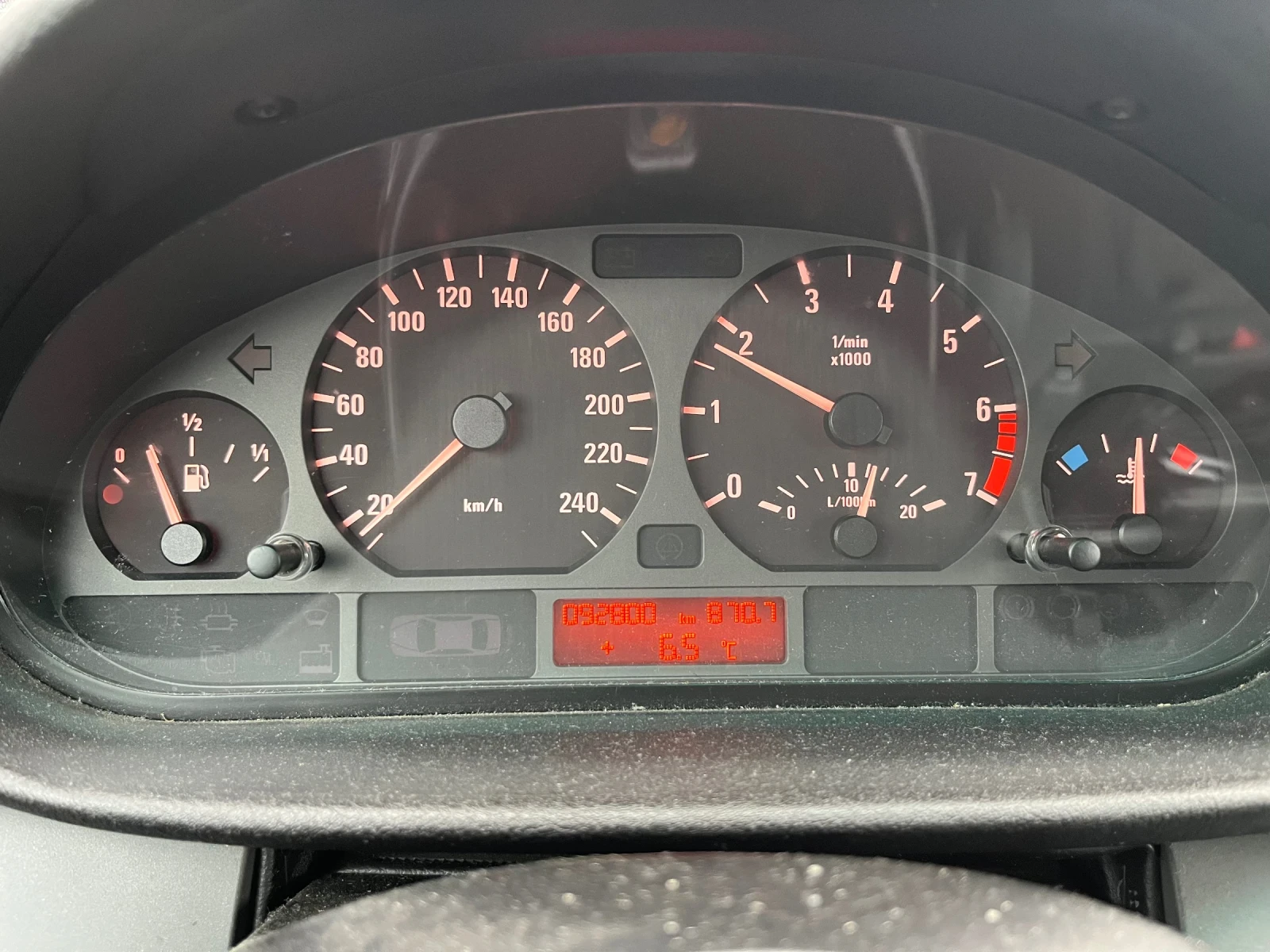 BMW 316 ti - изображение 3