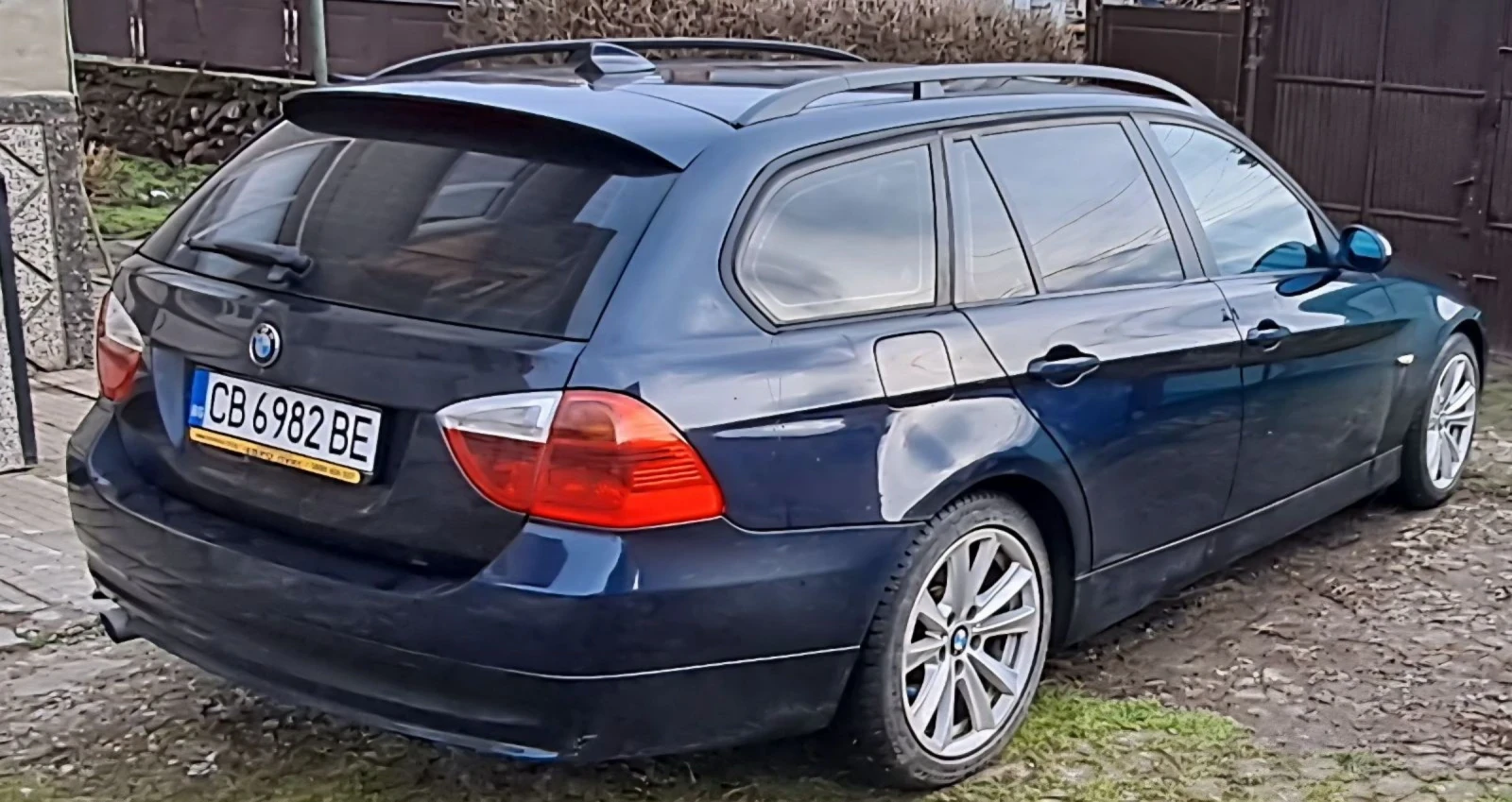 BMW 320, снимка 6 - Автомобили и джипове - 53815897