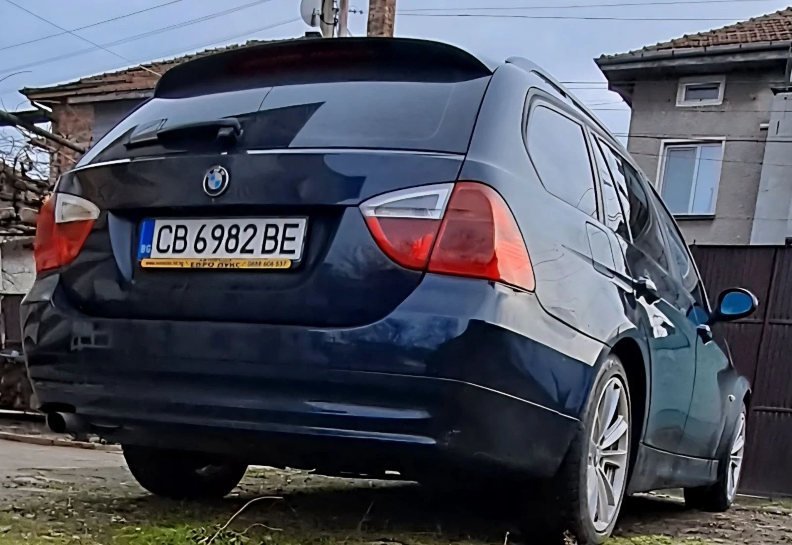 BMW 320, снимка 4 - Автомобили и джипове - 53815897