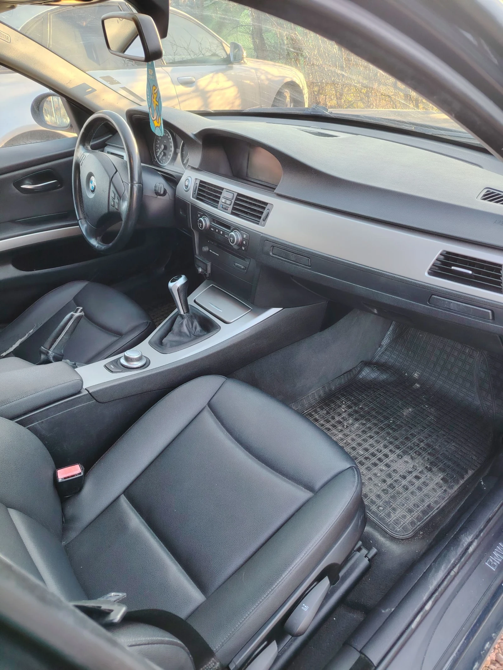 BMW 320, снимка 10 - Автомобили и джипове - 53815897