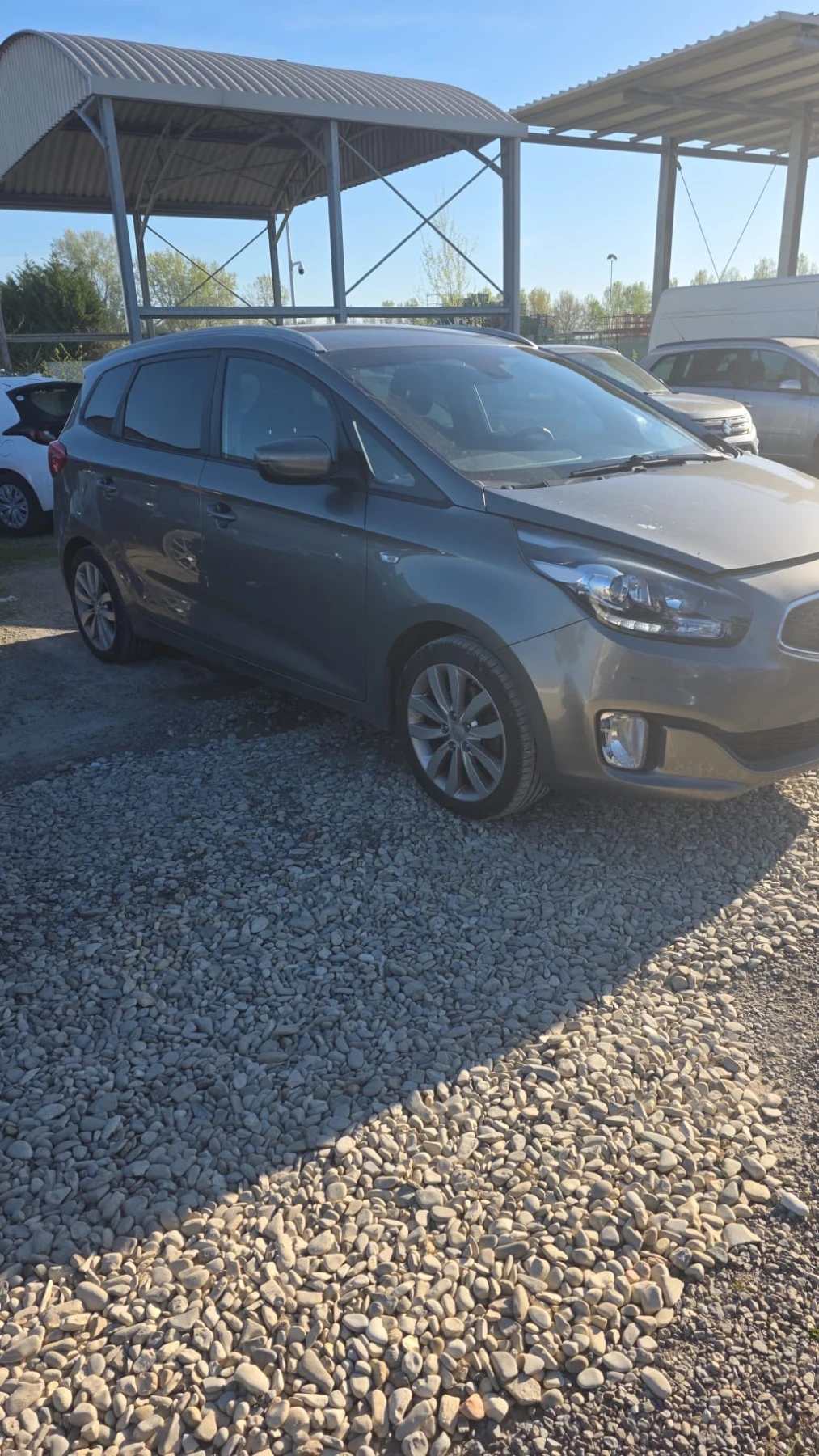 Kia Carens (КАТО НОВА)