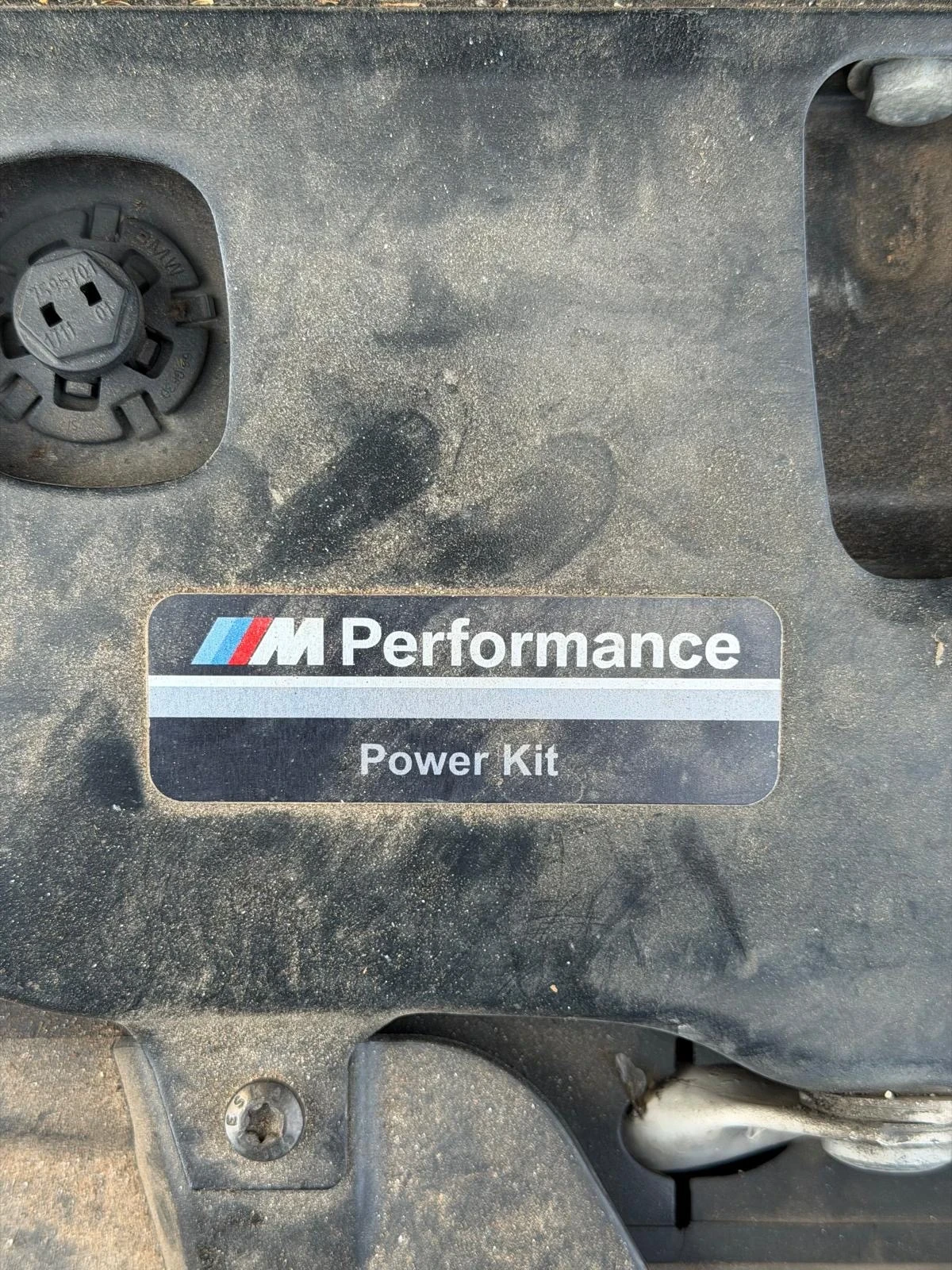 BMW 520 Touring Msport, снимка 10 - Автомобили и джипове - 54146130