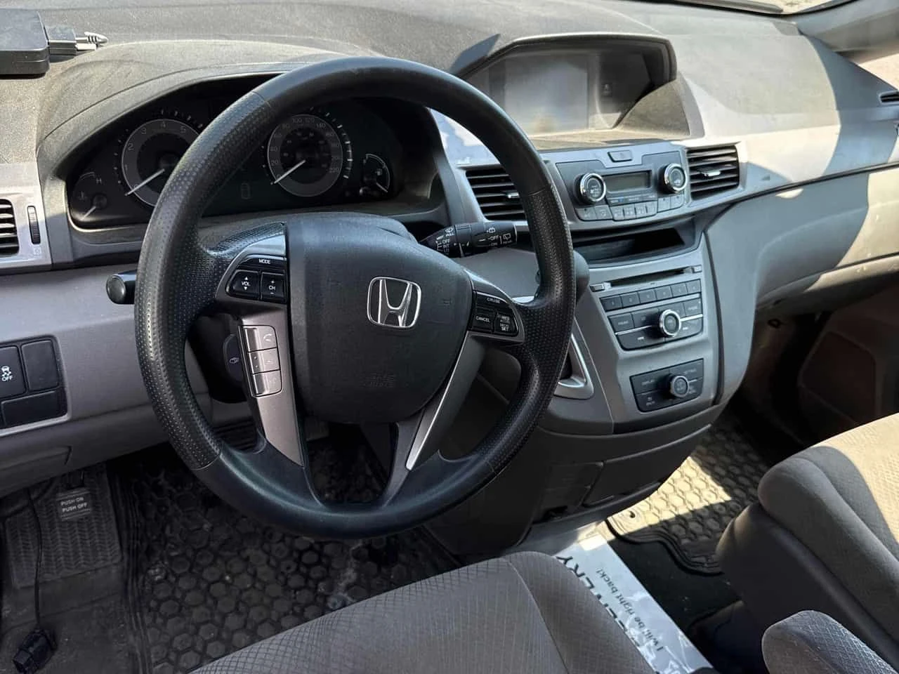 Honda Odyssey LX| CARFAX| АВТОКРЕДИТ, снимка 7 - Автомобили и джипове - 54744547