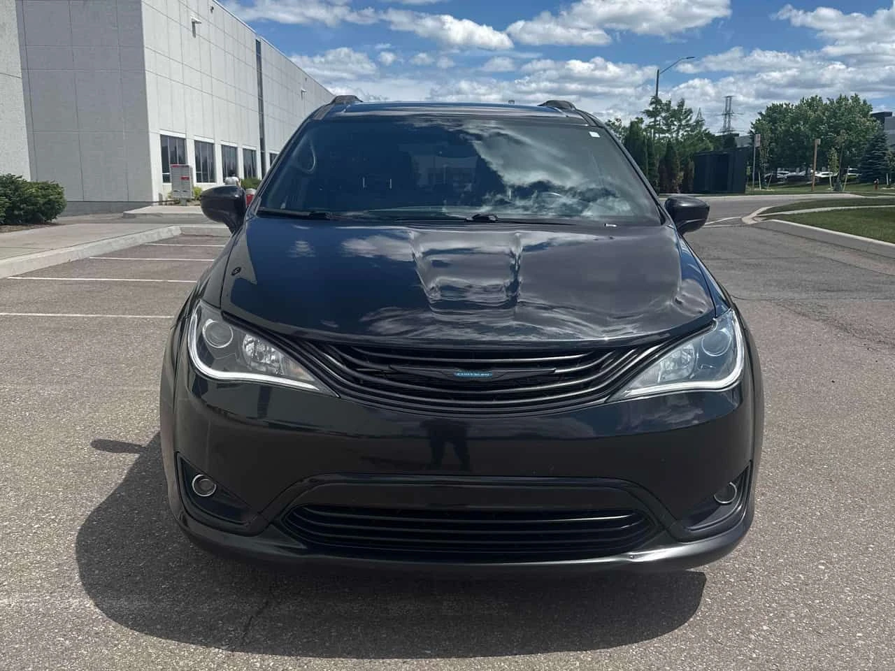 Chrysler Pacifica | Touring L | ПОДГРЕВ | CARFAX | , снимка 6 - Автомобили и джипове - 54929545