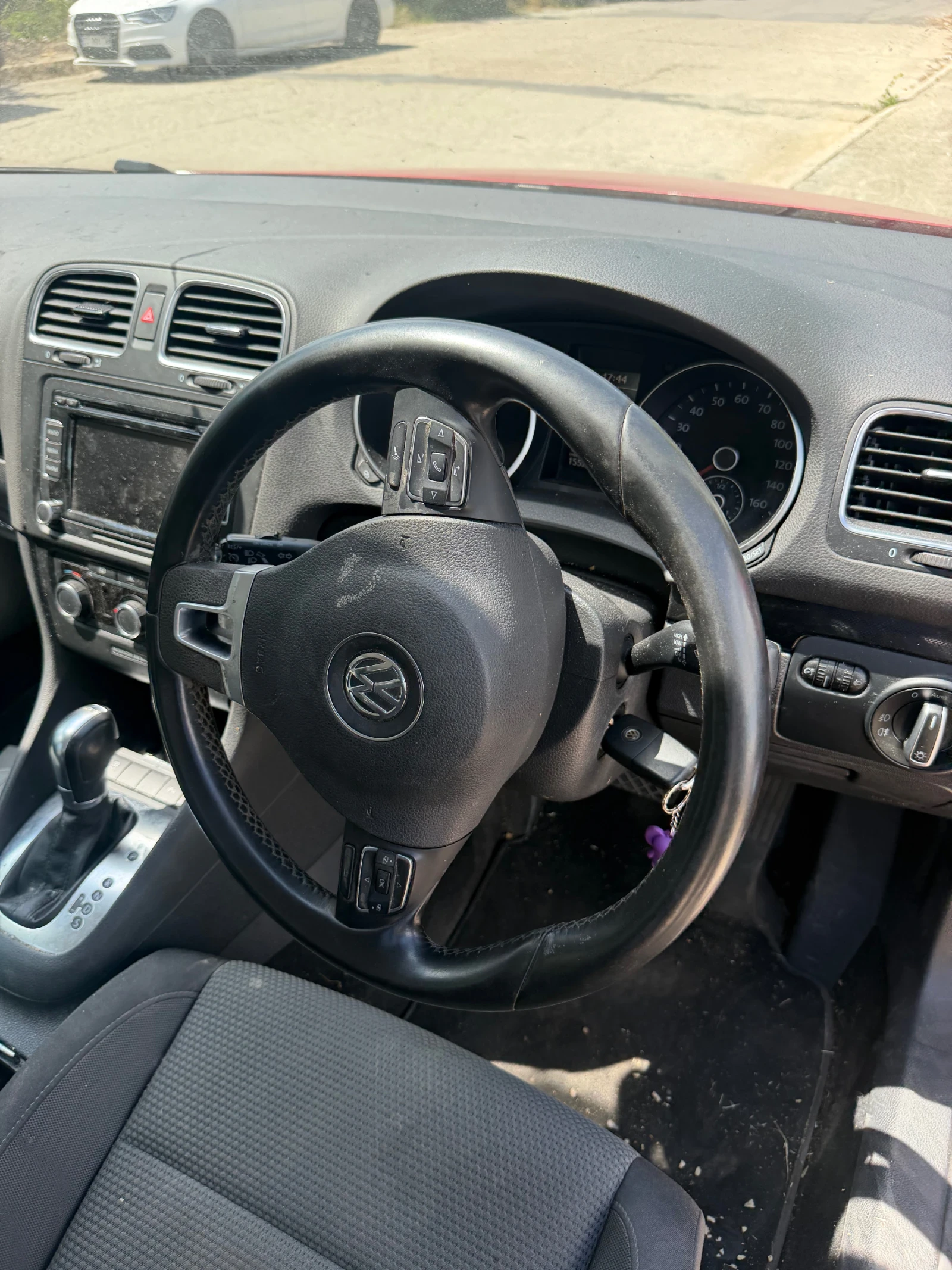 VW Golf 1.6tdi dsg, снимка 9 - Автомобили и джипове - 55323530