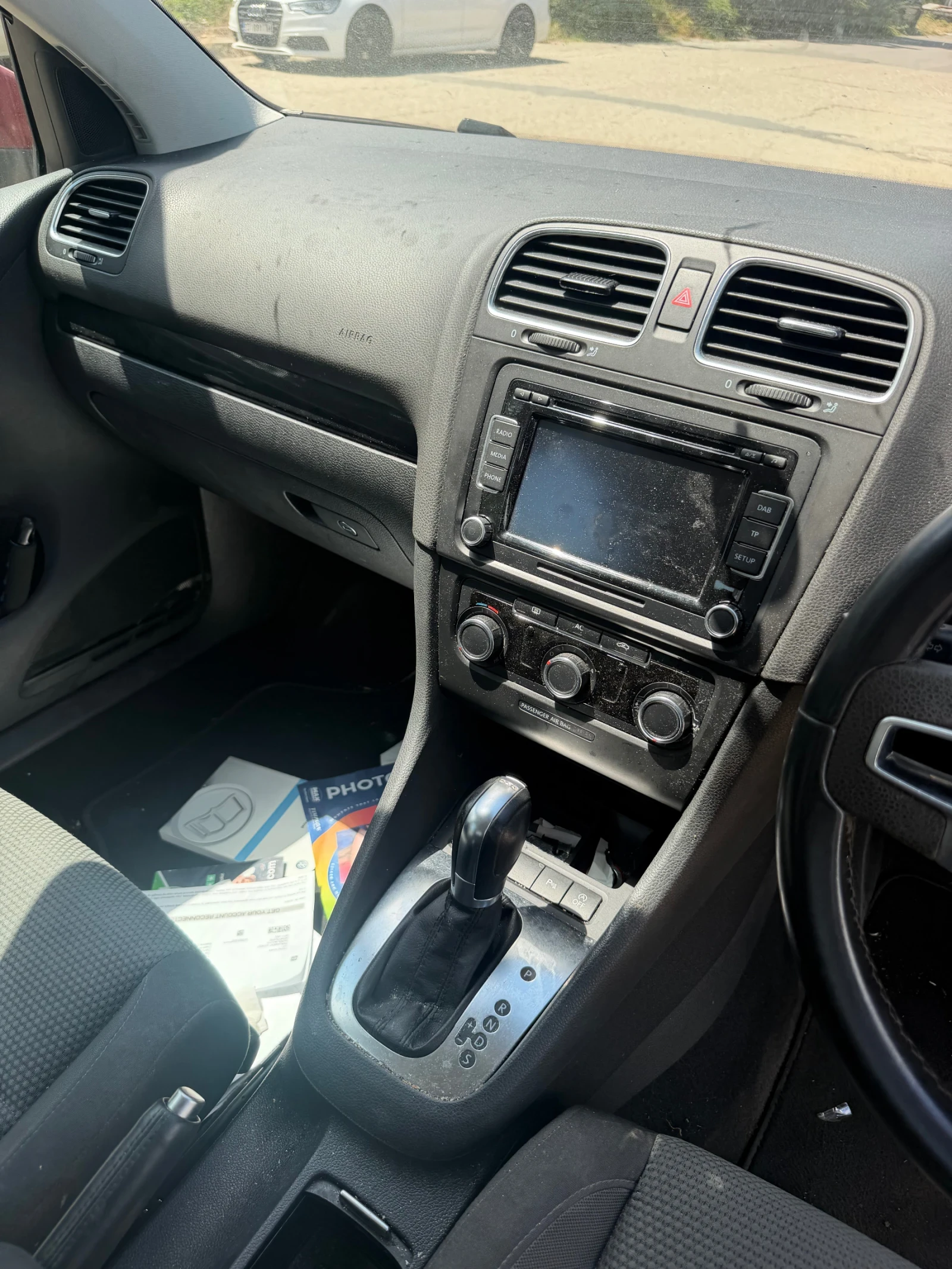 VW Golf 1.6tdi dsg, снимка 8 - Автомобили и джипове - 55323530