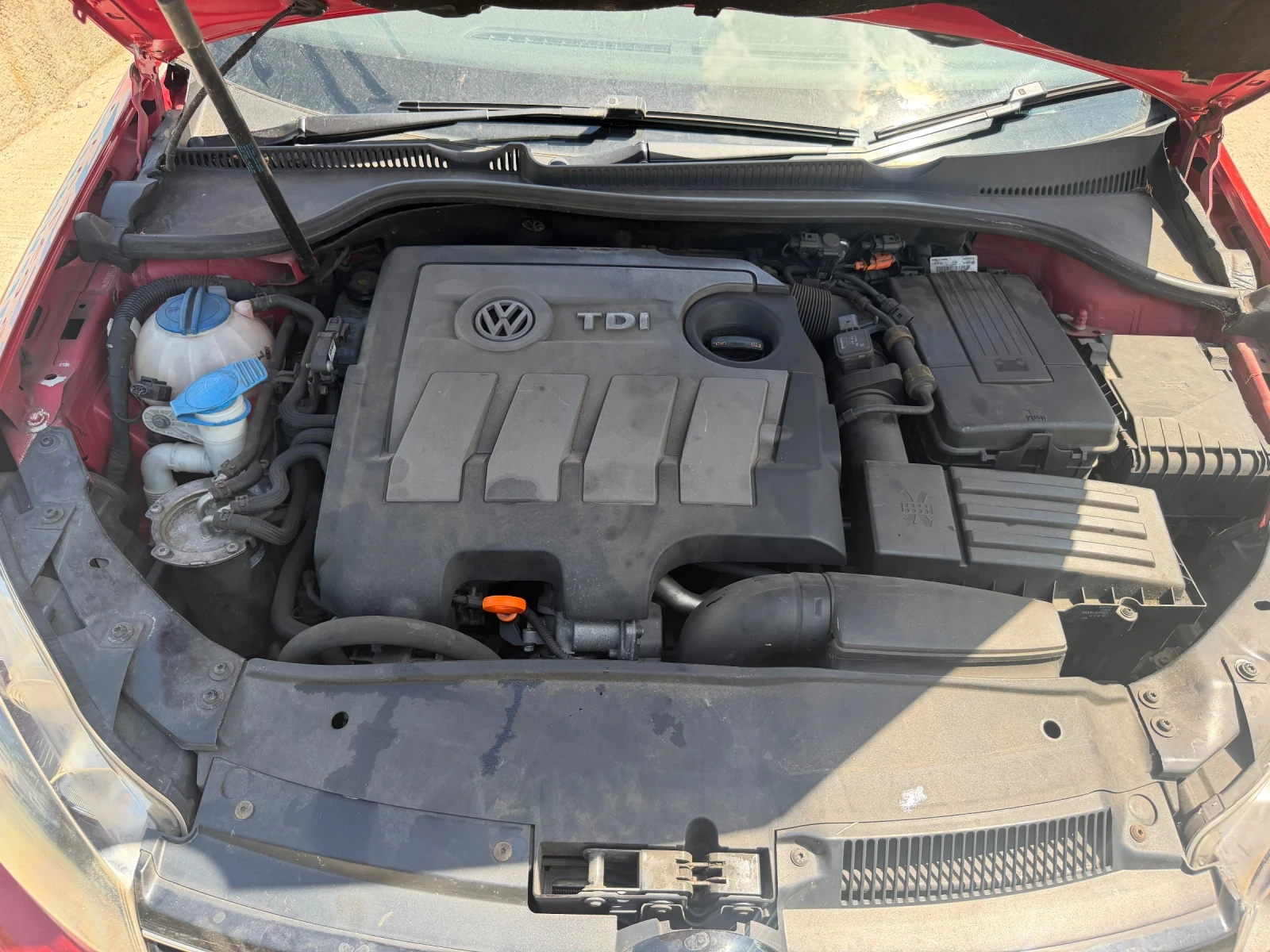 VW Golf 1.6tdi dsg, снимка 5 - Автомобили и джипове - 55323530