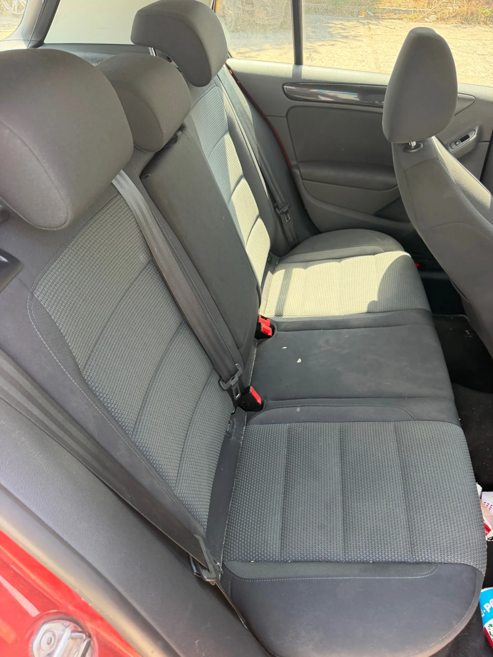 VW Golf 1.6tdi dsg, снимка 10 - Автомобили и джипове - 55323530